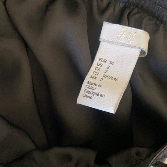 HM Pleated Midi Skater Skirt - Picture 5 of 7